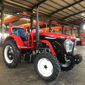 Máy kéo bánh lốp 1004